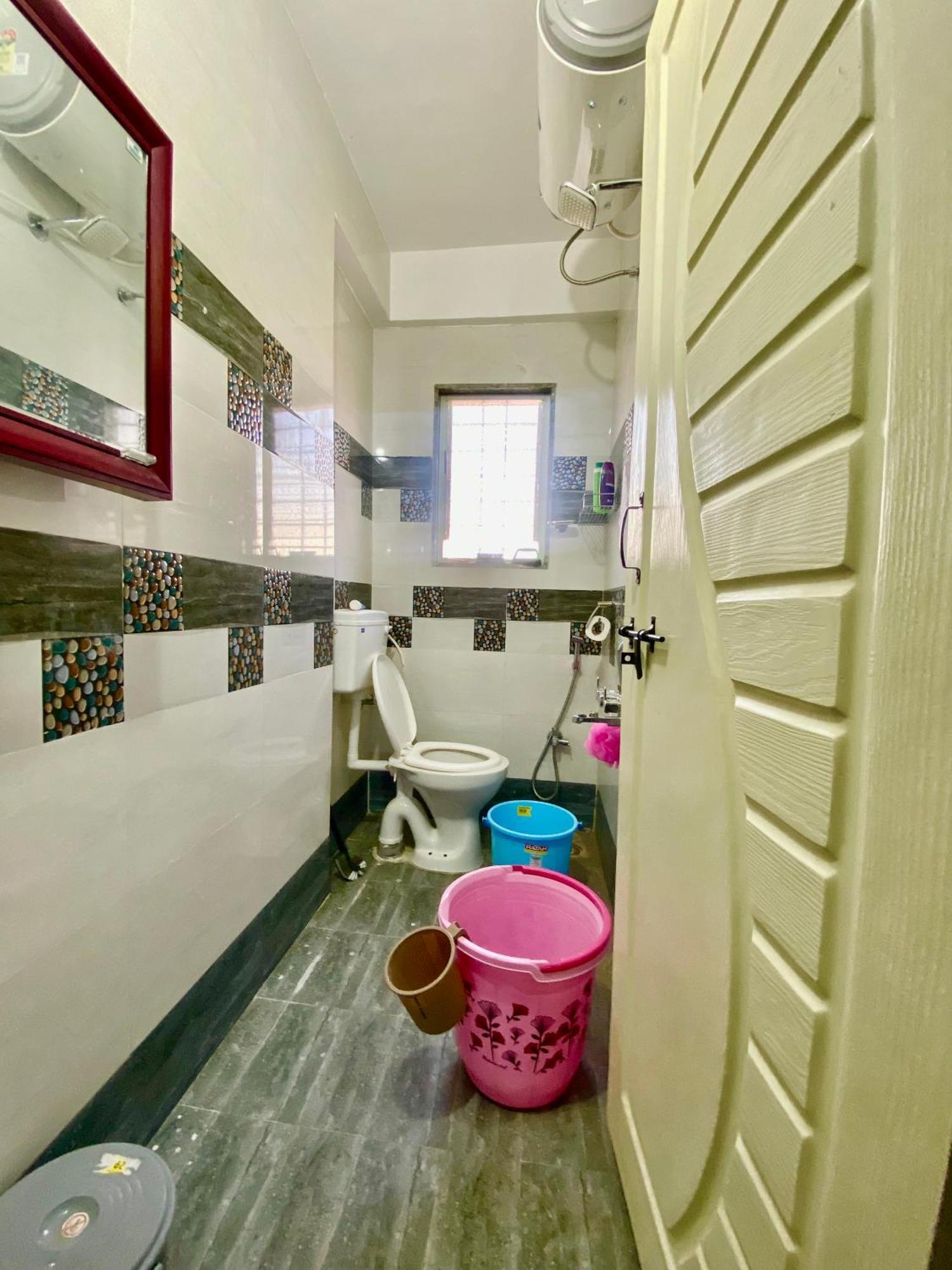 2 Bhk Ac *