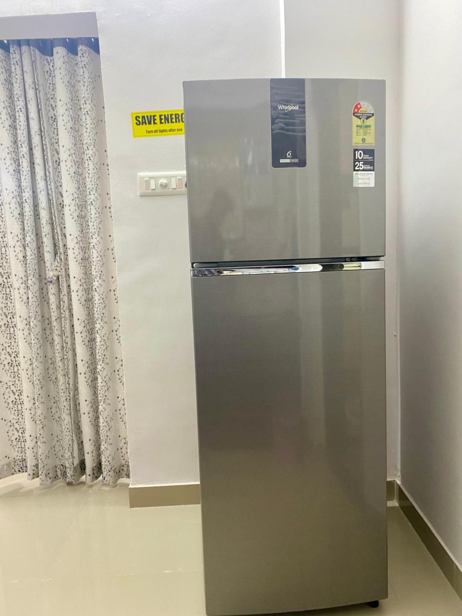 Apartment 2 Bhk Ac *