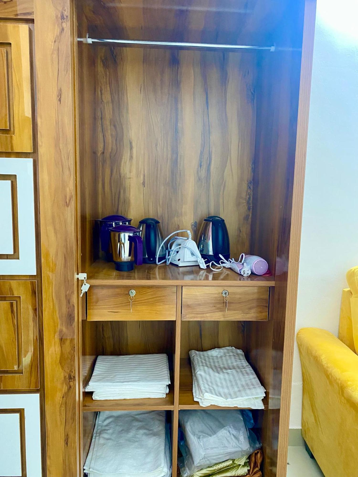Apartment 2 Bhk Ac