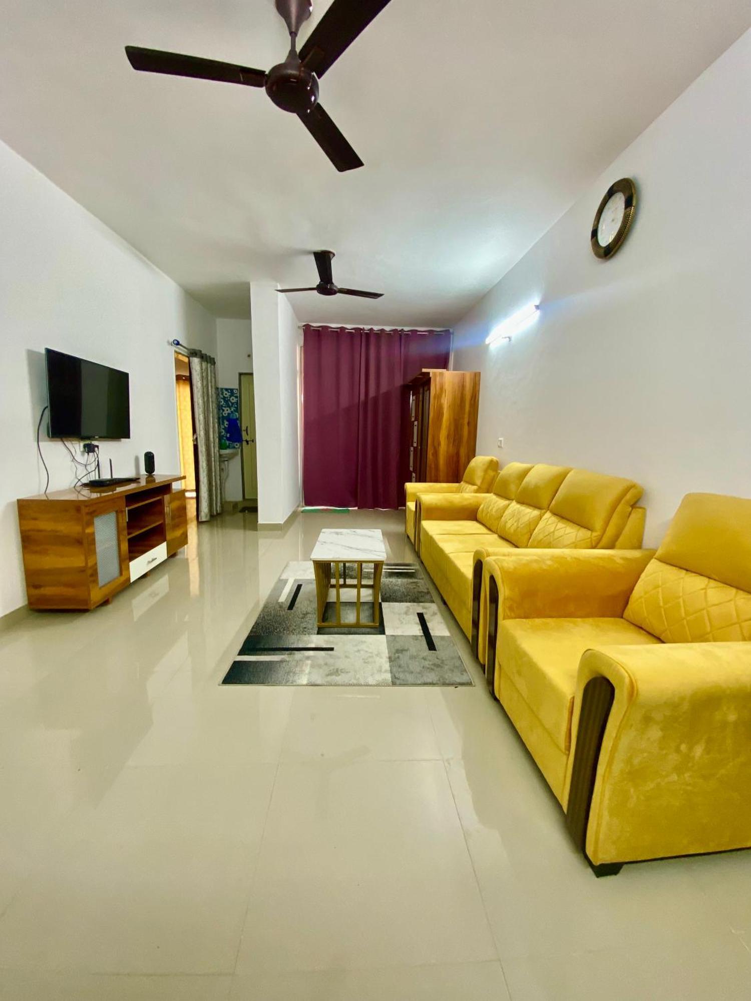 2 Bhk Ac *